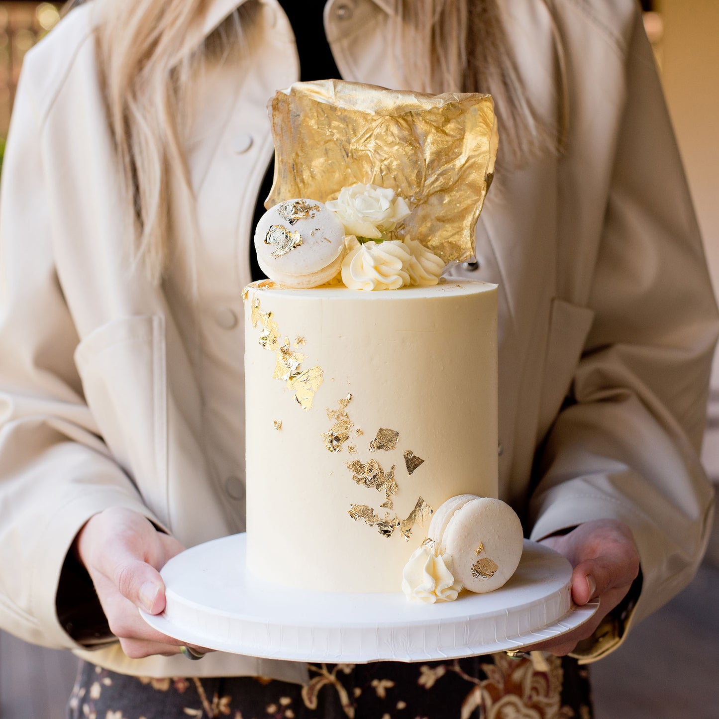 Cute Cakes and Co, wedding cake, engagement party, 50 birthday cakes, 40th birthday cakes ,Cake Shop Mitchelton, white and gold cakes, Brisbane Cake, Cupcakes Brisbane, Macarons Brisbane