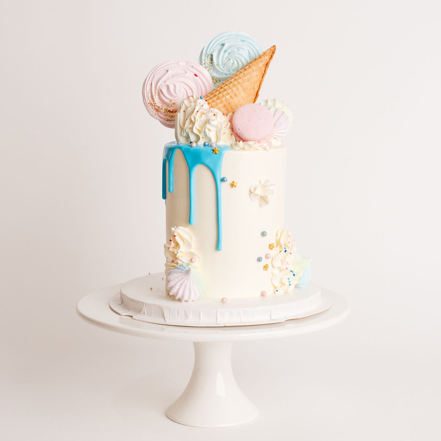 Buttercream cake, cakes for baby shower, cakes for 1st birthday, baby shower cakes, birthday cakes, Brisbane cakes, Brisbane cakes, cakes home delivered, cakes home-delivered, Brisbane home delivered cakes, Brisbane home-delivered cupcakes, Cute Cakes & Co, Cute Cakes and Co, cute cakes for baby
