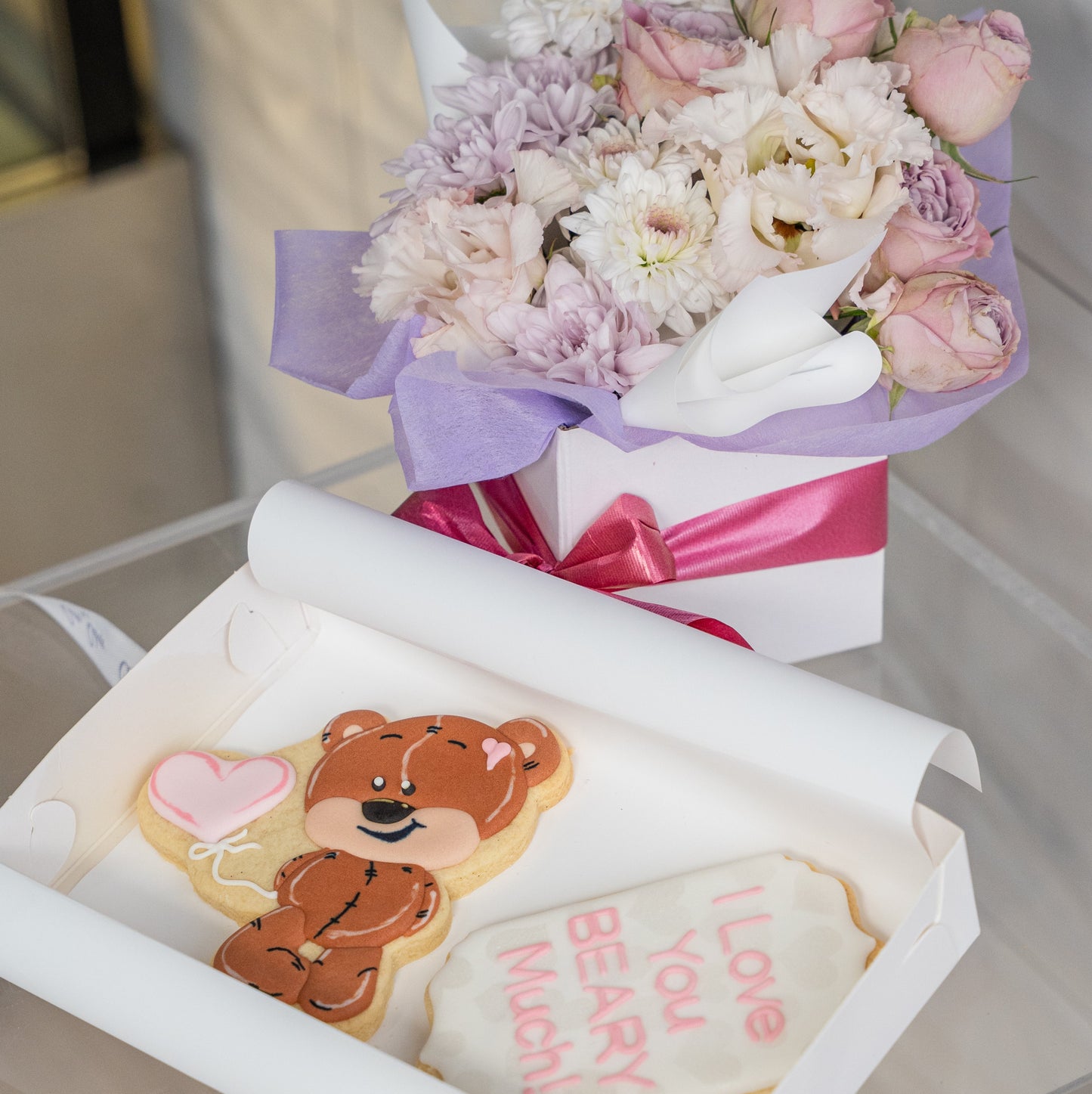 Mumma Bear cookies and flower Combo
