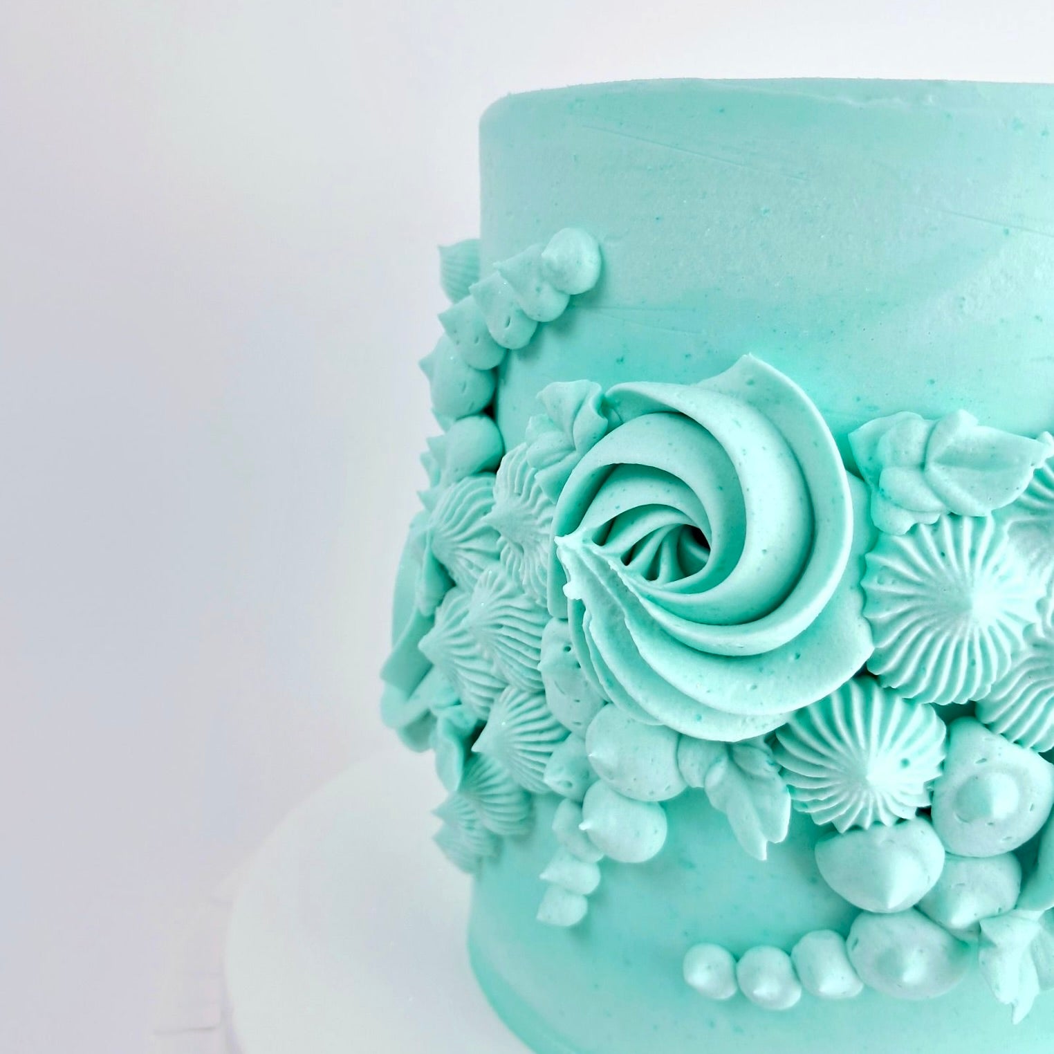 tiffany colour cakes, teal cake,  birthday cakes, decorated birthday cake, engagement cake, Brisbane birthday cakes, birthday cakes for women, Brisbane cakes, celebration, cakes home delivered, cakes home-delivered Brisbane home delivered cakes, 21st birthday cakes, 18th birthday cakes, 50th birthday cakes, 40th birthday cakes, small wedding cakes, Cute Cakes & Co, Cute Cakes and Co, Cute Cakes Co