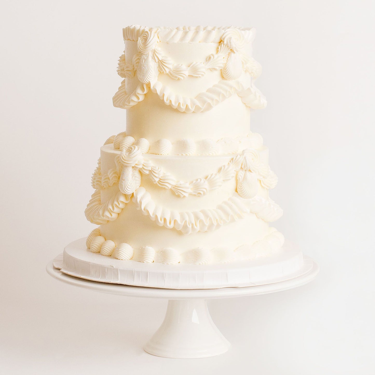 Wedding cake, Cute Cakes and Co, fresh flowers, buttercream, elopement cake, engagement cake, cakes near me, delivery, two tier, Vintage cakes , wedding cake packages, Cupcakes