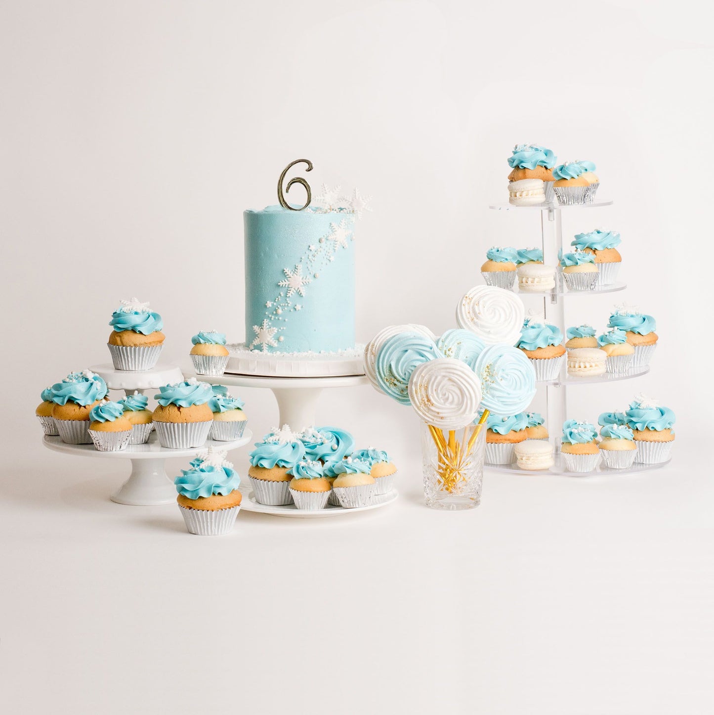 Cute Cakes and Co, Frozen birthday cake, kids birthday cakes, Elsa cake, Cake Shop Mitchelton, cakes, Brisbane Cake, Cupcakes Brisbane, Macarons Brisbane