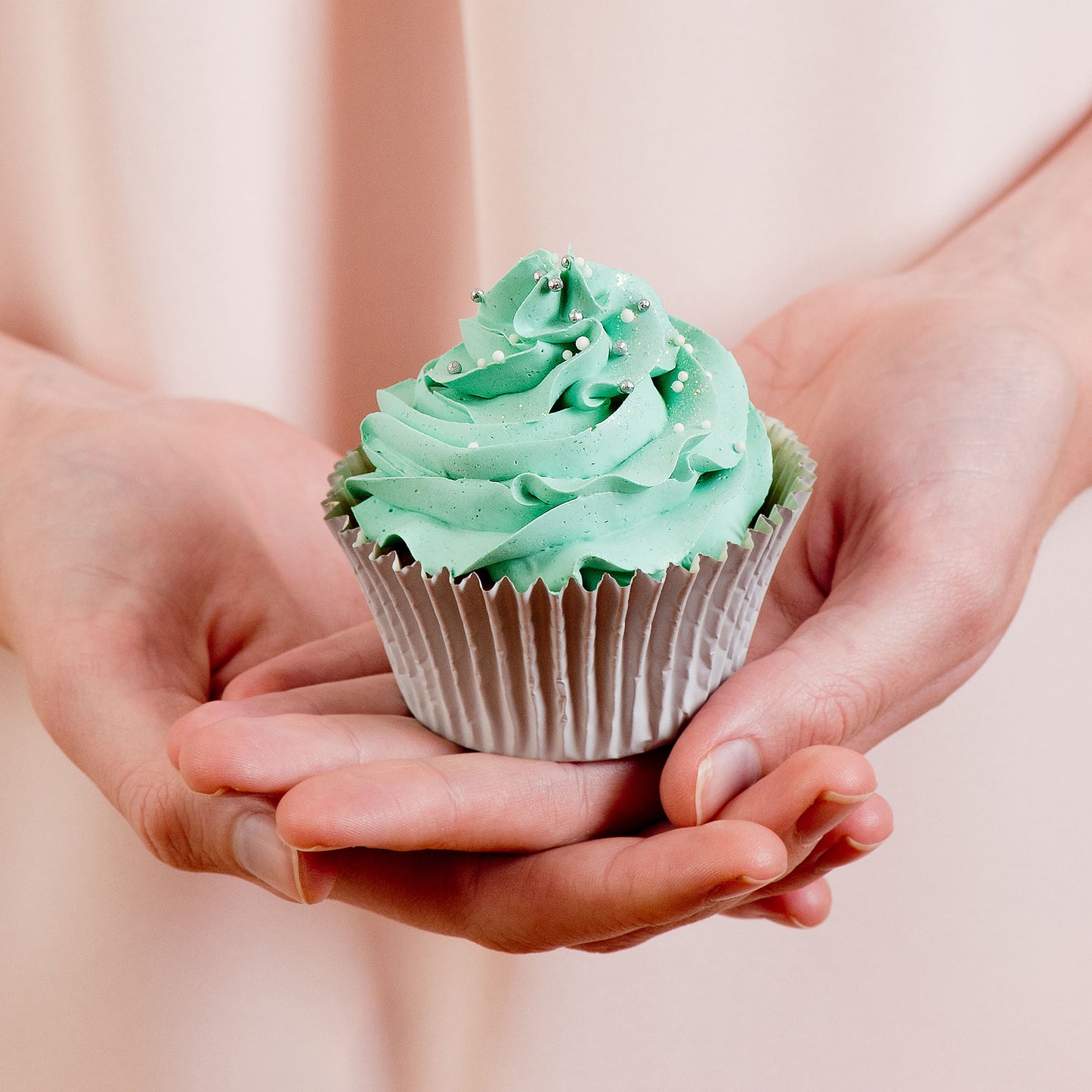 blue cupcakes, decorated cupcakes, girl cupcakes, boy cupcakes, cup cakes, cupcakes, Brisbane cup cakes, Brisbane cupcakes, cakes home delivered, cakes home-delivered, Brisbane home delivered cakes, Cute Cakes & Co, Cute Cakes and Co
