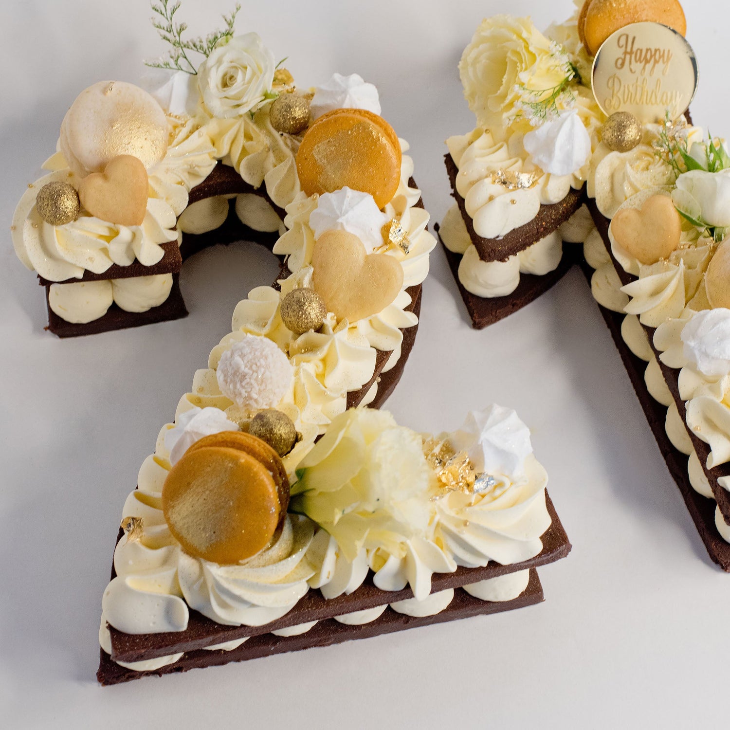number birthday cakes, cute cakes and co, 21st birthday cakes, 18th birthday cakes, 50th birthday cakes, 30th birthday cakes, 16th birthday cakes, birthday cakes near me,