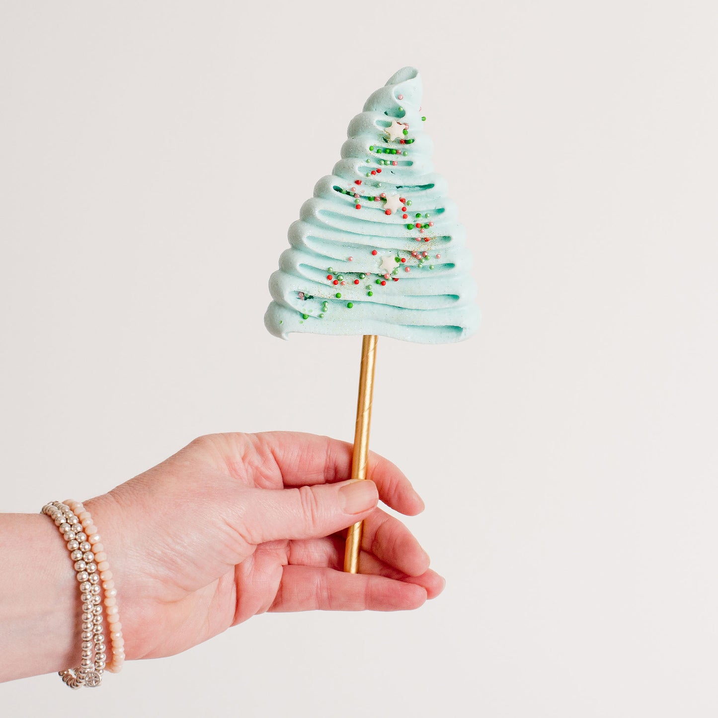 These adorable meringue Christmas trees perfect little gift, edible gifts, Cute Cakes & Co, cakes Brisbane 