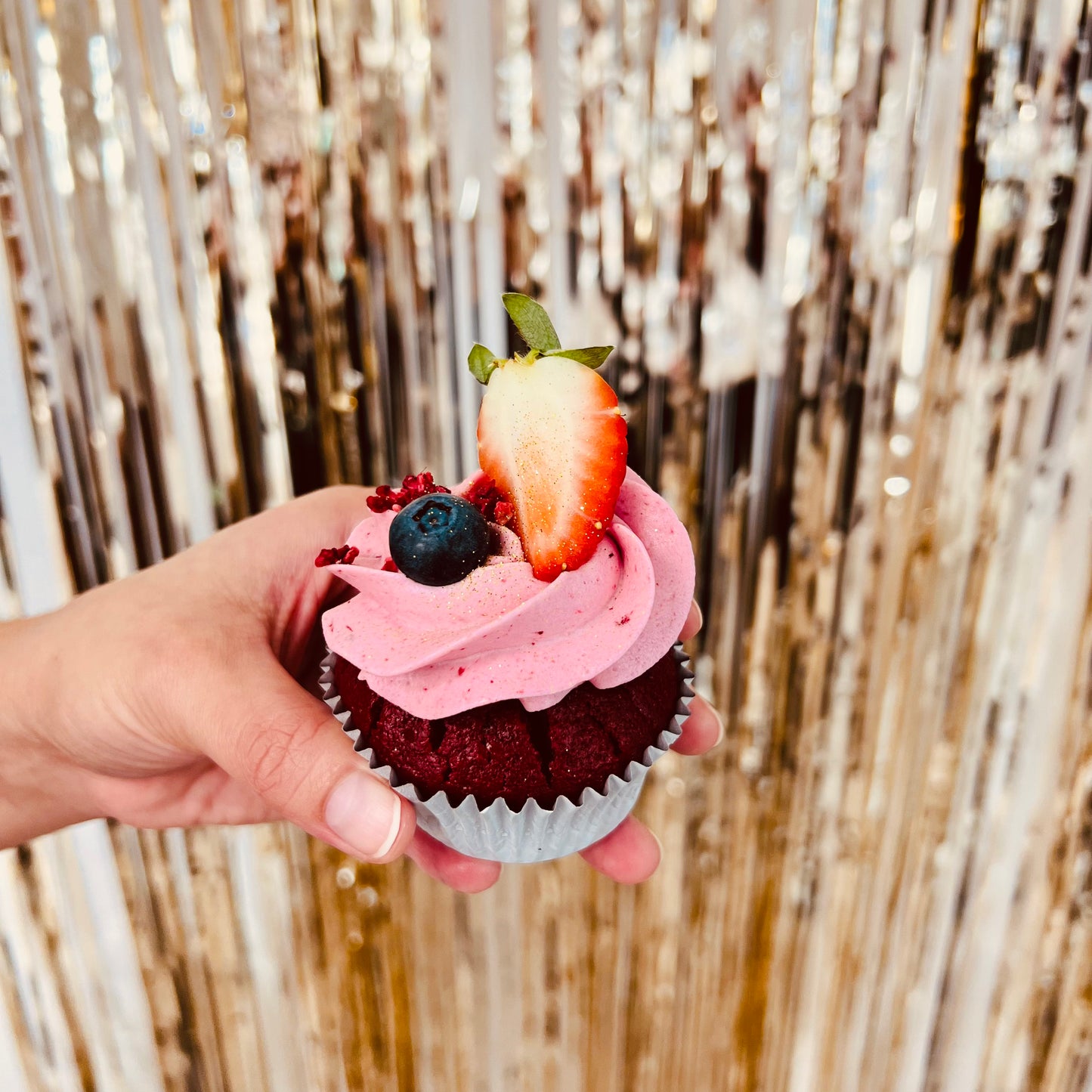 Vegan Berry Bliss Cupcakes - Red Velvet