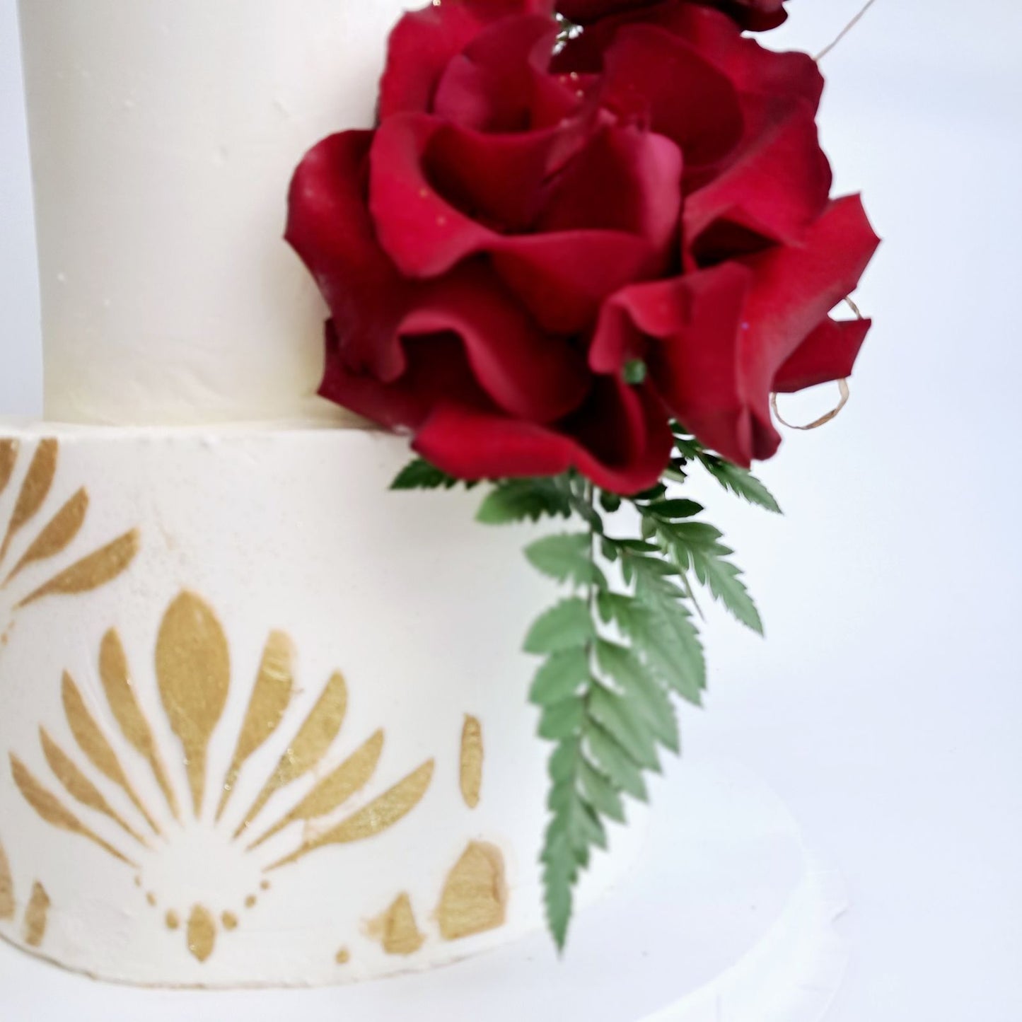 Two tier - Stunning Rose