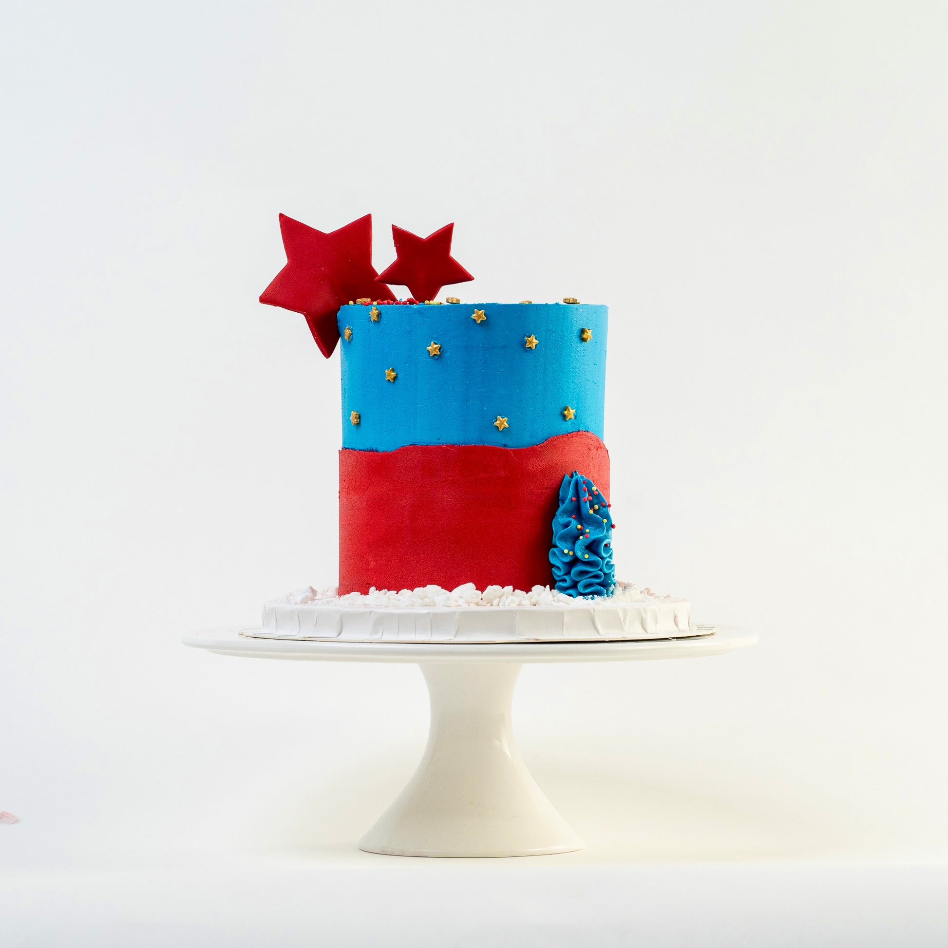 Superhero themed cake blue and red buttercream gold stars  Made with love by Cute Cakes & Co, Brisbane Favourite cake shop. 
5 star review cake shop in Brisbane. 