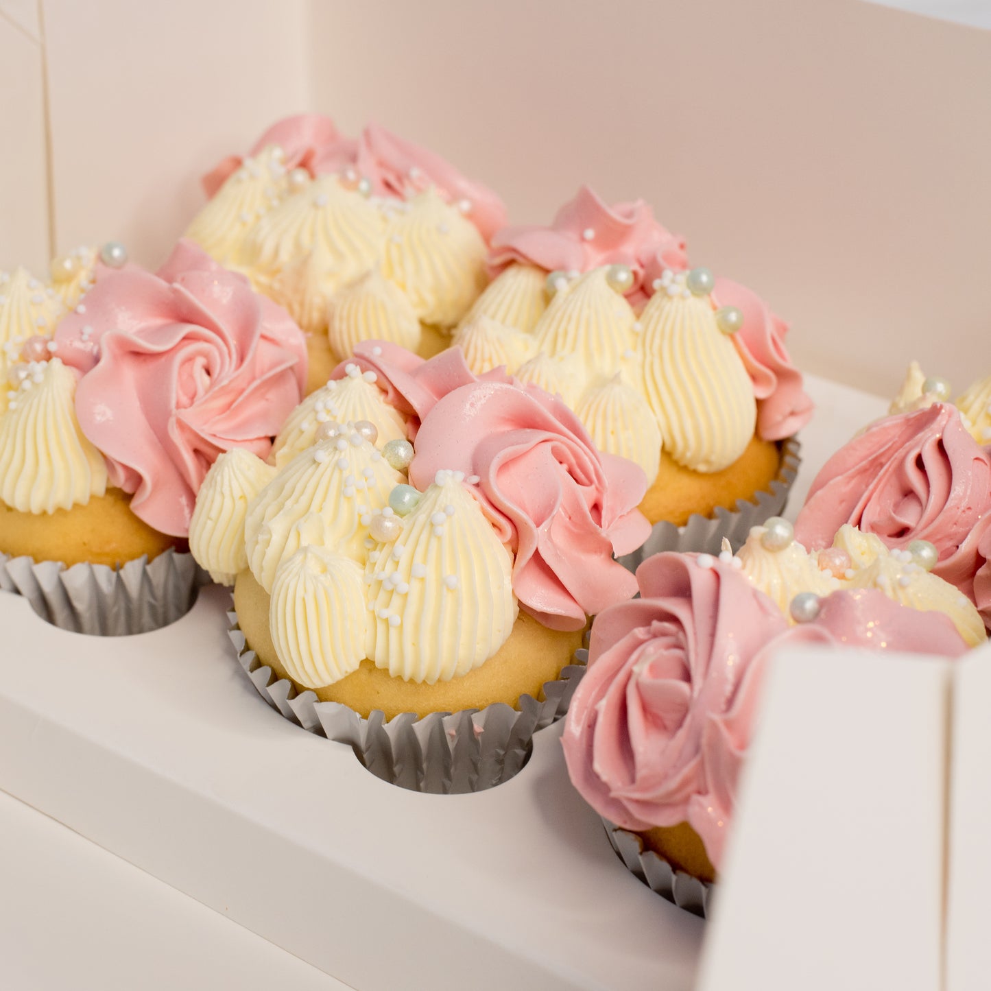 pink cupcakes, designer cupcakes, decorated cupcakes, girl cupcakes, cup cakes, cupcakes, Brisbane cup cakes, Brisbane cupcakes, cakes home delivered, cakes home-delivered, Brisbane home delivered cakes, Brisbane home delivered cupcakes, Cute Cakes & Co, Cute Cakes and Co