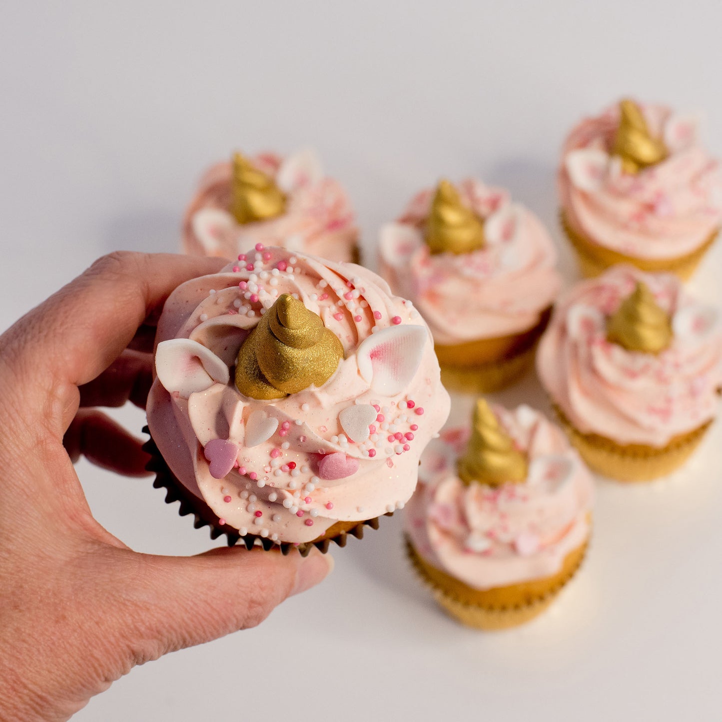 unicorn cupcakes, unicorn cakes, pink unicorn cupcakes, cakes home delivered, cakes home-delivered Brisbane home delivered cakes, Baby shower unicorn cupcakes, baby shower cakes, baby shower cupcakes, birthday cupcakes, Brisbane birthday cupcakes, birthday cupcakes for girls, birthday cakes for girls, Cute Cakes & Co, Cute Cakes and Co