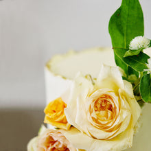 Load image into Gallery viewer, Brisbane&#39;s best cake shop - Verecca&#39;s Cakes - gorgeous birthday or celebration layered cake decorated with buttercream icing and fresh flowers. Cute Cakes &amp; Co, Cute Cakes and Co
