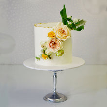 Load image into Gallery viewer, This beautiful birthday or celebration cake has full buttercream icing and gorgeously decorated with stunning fresh blooms / flowers and a touch of gold around the edge. Cute Cakes &amp; Co, Cute Cakes and Co
