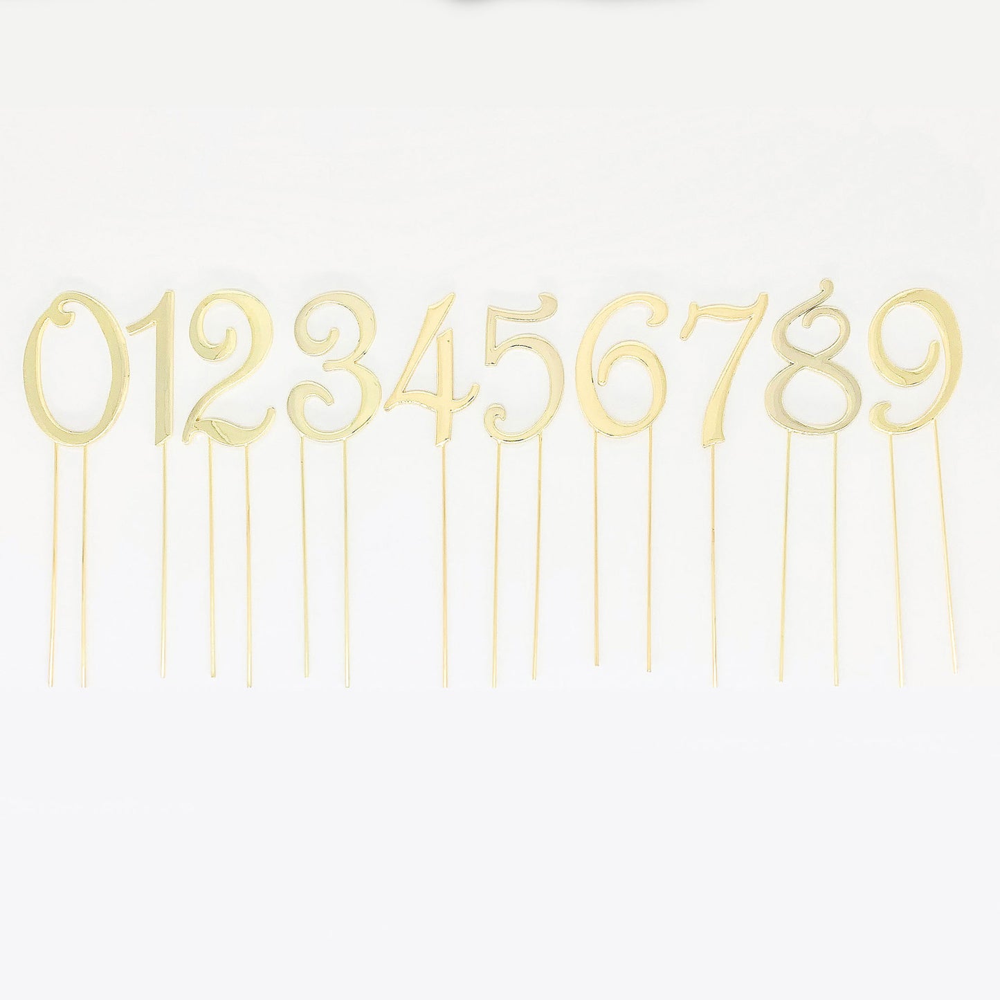 Personalise your cake and make it yours with number cake toppers - in gold. birthday cakes Brisbane, cakes Brisbane cake shops Brisbane, cupcakes Brisbane, cake shop Brisbane, Cute Cakes & Co, Cute Cakes and Co